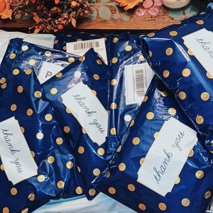 THX U FOR SHOPPING MY CLOSET!